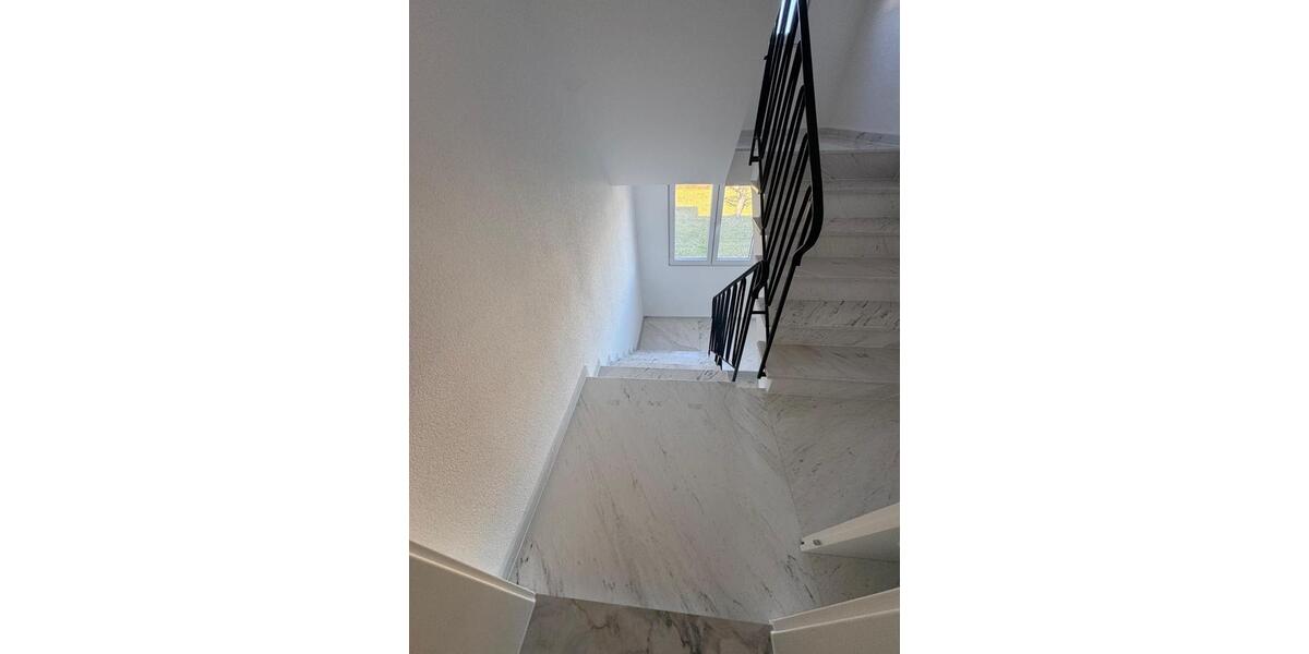 Etagenwohnung Gerlingen - 3 Zimmer, 71 m&sup2;, 1.350&euro; | Angebot:26438231