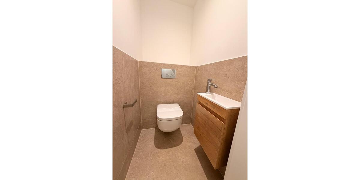 Dachgeschoßwohnung Kornwestheim - 4 Zimmer, 108 m&sup2;, 560.000&euro; | Angebot:25888003