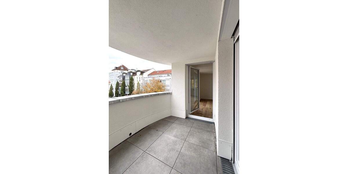 Etagenwohnung Sindelfingen Mitte - 3 Zimmer, 88 m&sup2;, 1.360&euro; | Angebot:24700104