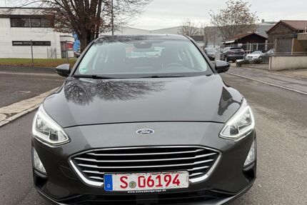 Ford Focus 59.000 km 14.499 &euro; Fellbach 70736