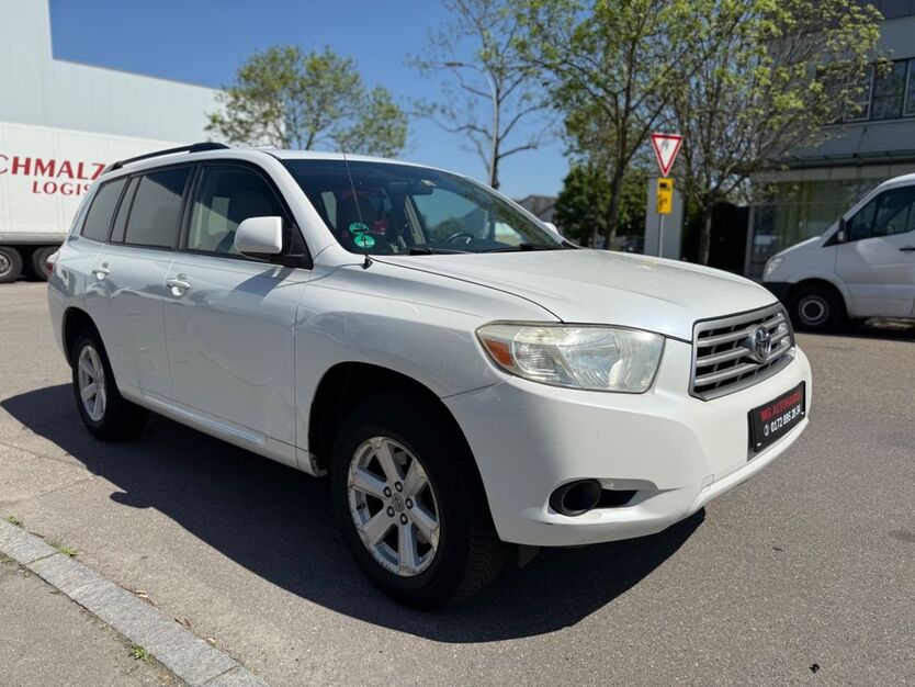 Toyota Highlander 173.662 km 7.500 € Fellbach 70736