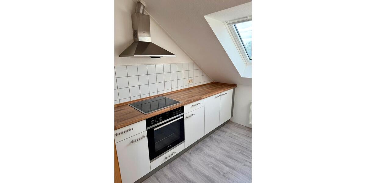 Dachgeschoßwohnung Sindelfingen Darmsheim - 3 Zimmer, 78 m&sup2;, 280.000&euro; | Angebot:26987220