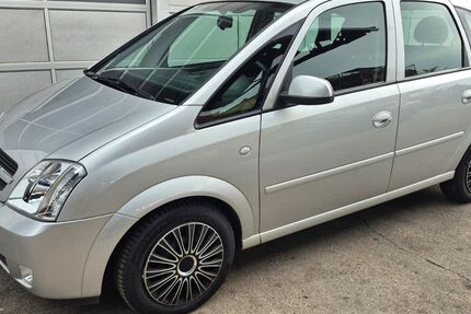 Opel Meriva 113.000 km 2.950 &euro; Waiblingen 71334