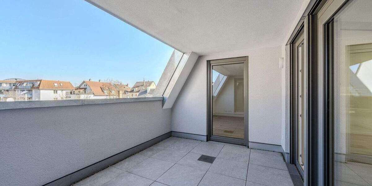 Etagenwohnung Stuttgart / Zuffenhausen Zuffenhausen - 4 Zimmer, 117 m&sup2;, 699.000&euro; | Angebot:25704192