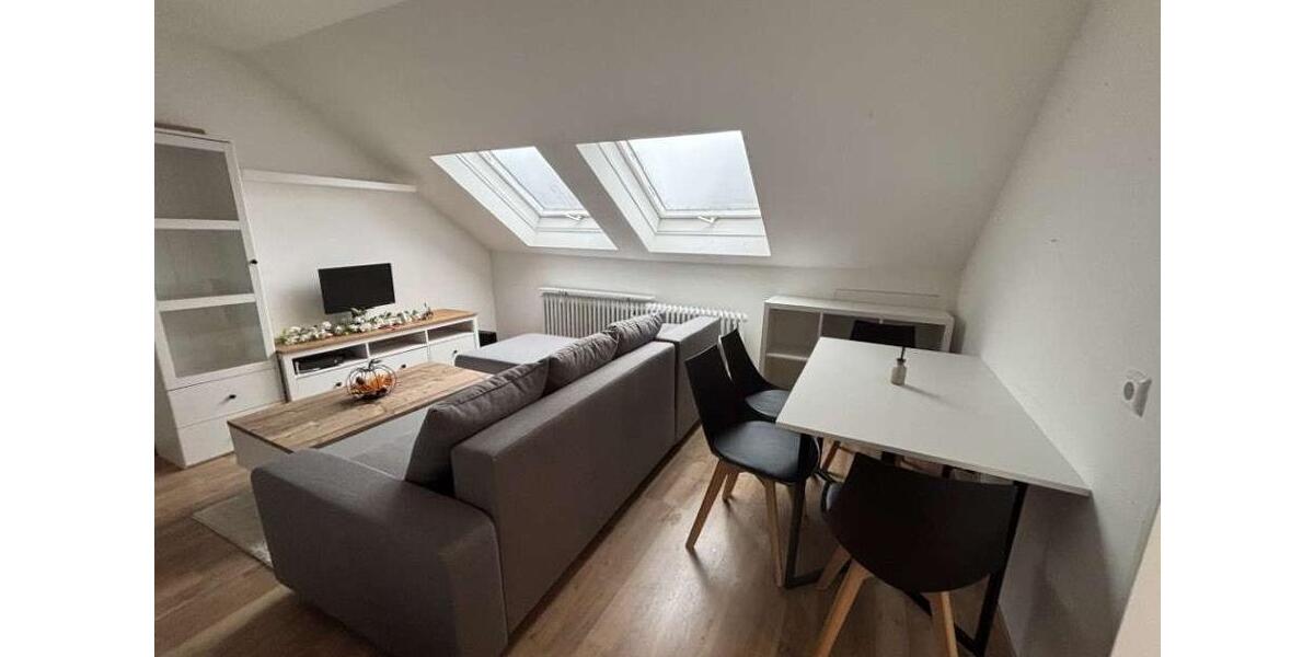 Dachgeschoßwohnung Ehningen - 2 Zimmer, 34 m&sup2;, 890&euro; | Angebot:26440290