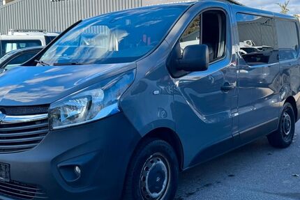 Opel Vivaro 344.896 km 5.799 &euro; Korntal-Münchingen 70825