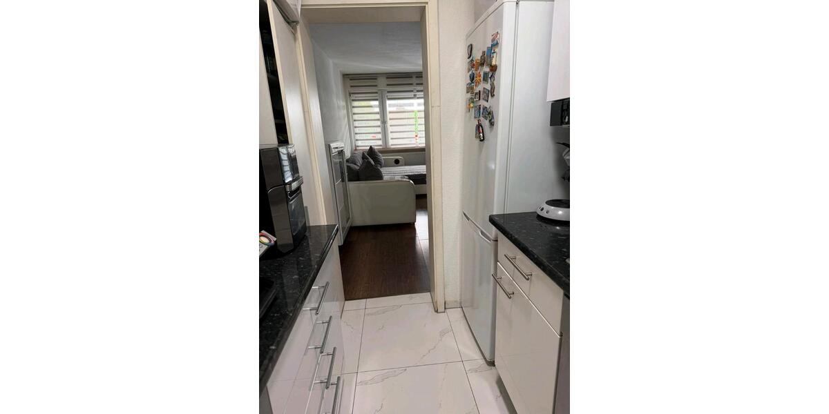 Erdgeschoßwohnung Stuttgart Luginsland - 3 Zimmer, 60 m&sup2;, 318.000&euro; | Angebot:26639907