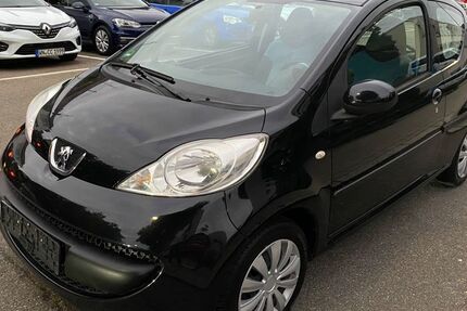 Peugeot 107 95.000 km 2.350 € Waiblingen 71332