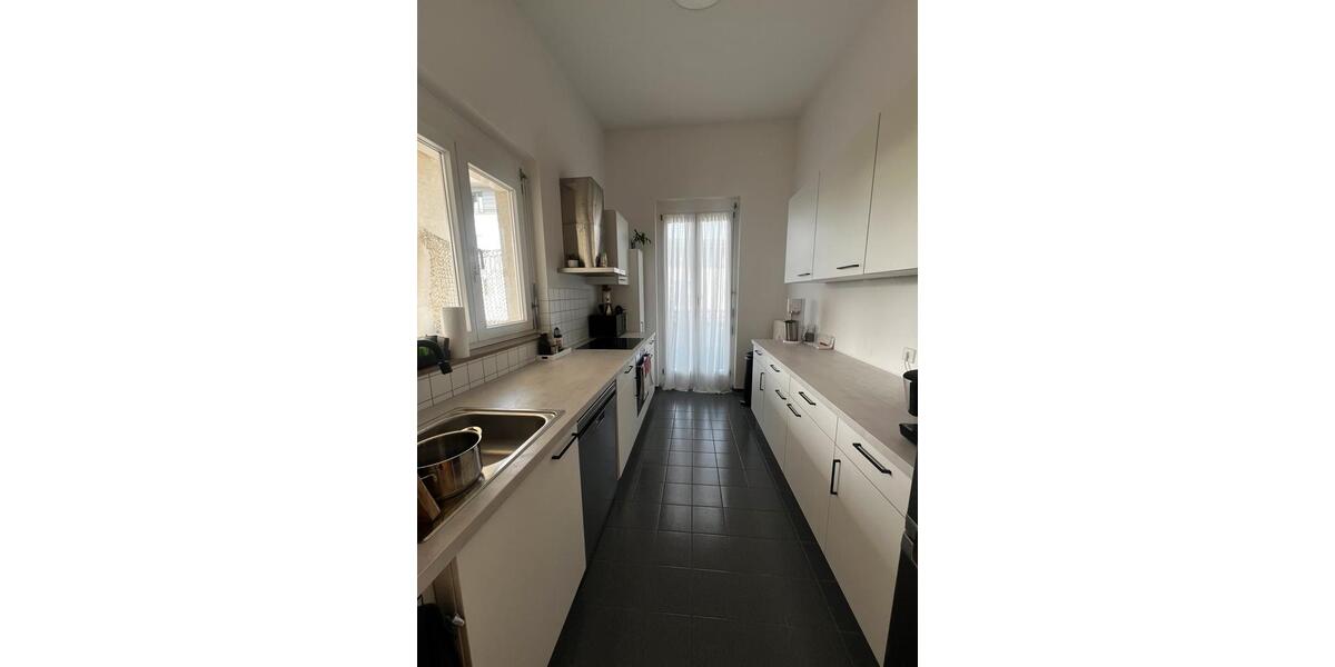 Dachgeschoßwohnung Esslingen am Neckar Hegensberg - 3 Zimmer, 90 m&sup2;, 1.260&euro; | Angebot:27587403