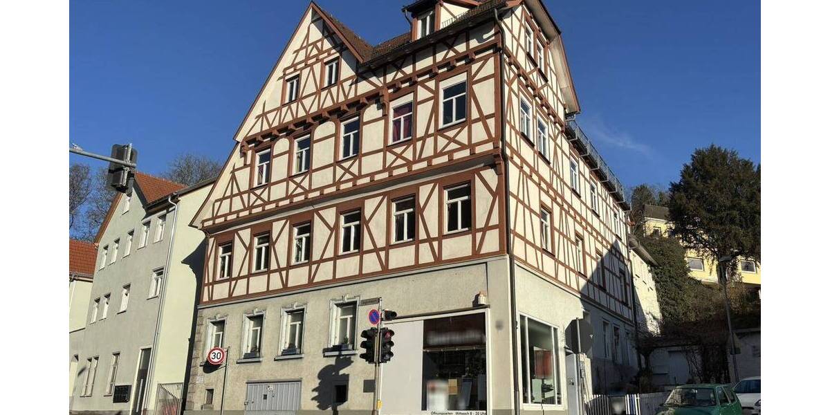 Etagenwohnung Esslingen Stadtmitte - 3 Zimmer, 103 m&sup2;, 210.000&euro; | Angebot:26672026