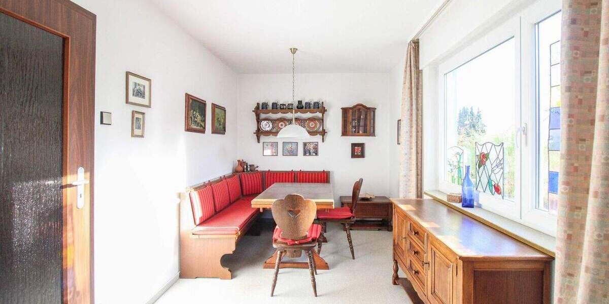 Reihenendhaus Stuttgart Rot - 6 Zimmer, 131 m&sup2;, 450.000&euro; | Angebot:25142095