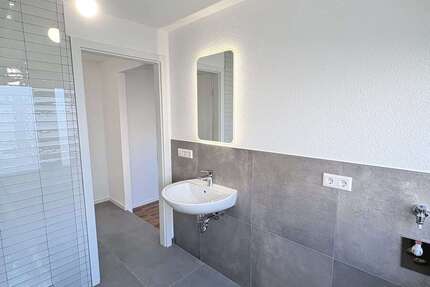 Wohnung Asperg - 2 Zimmer, 64 m&sup2;, 1.190&euro; | Angebot:23928305