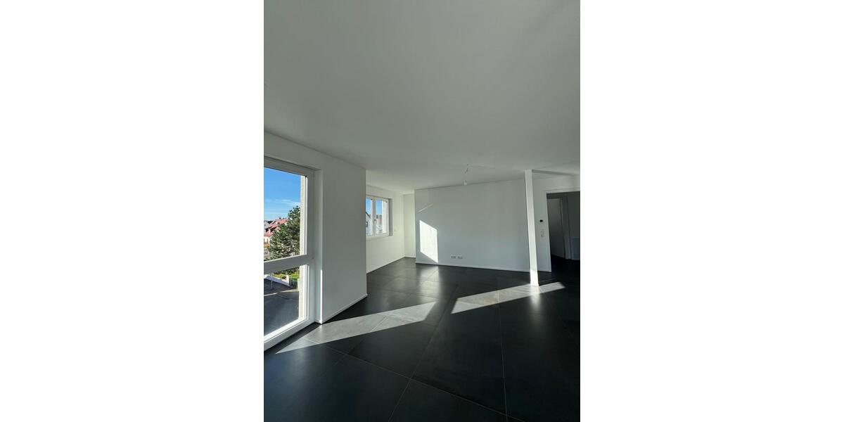 Dachgeschoßwohnung Stuttgart Zuffenhausen - 2 Zimmer, 66 m&sup2;, 445.000&euro; | Angebot:26877719