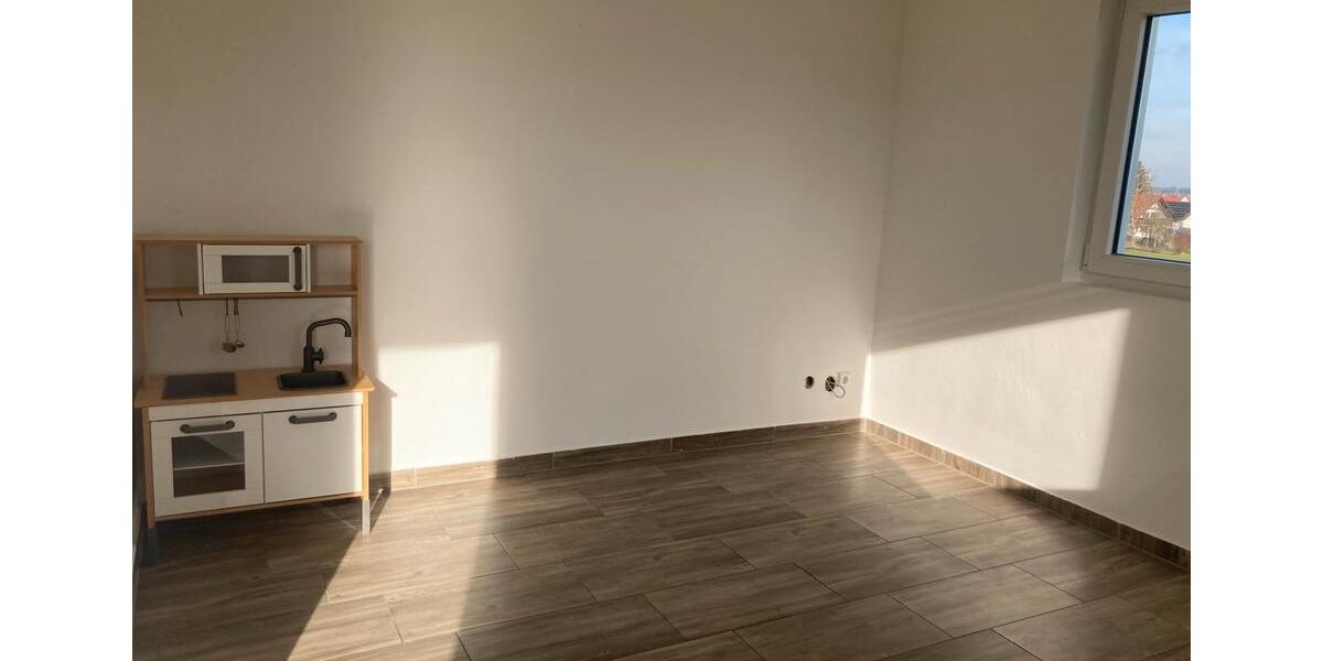 Etagenwohnung Tübingen Lustnau - 5 Zimmer, 77 m&sup2;, 1.450&euro; | Angebot:24182259