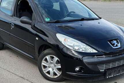 Peugeot 206 162.000 km 2.999 € Tübingen 72072