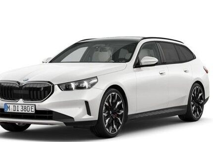 BMW i5 27.512 km 65.730 &euro; Böblingen 71034