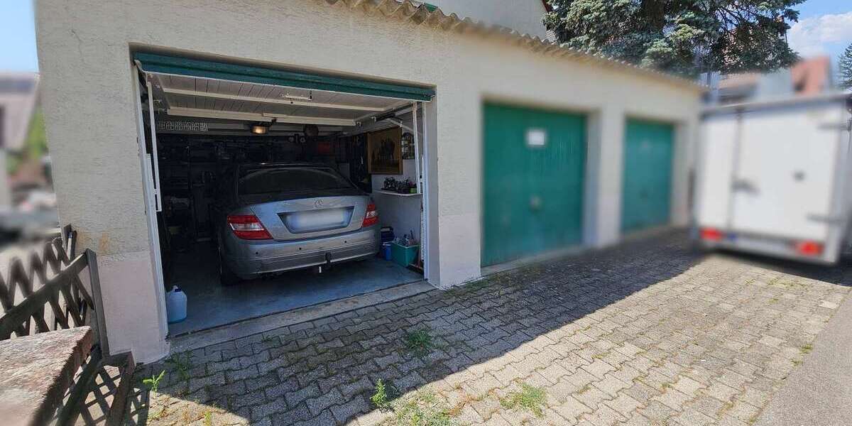 Charmante 3-Zimmer-Dachgeschosswohnung mit Garage und Gartenbereich in Denkendorf - Dachgeschoßwohnung Denkendorf | Angebot:27532423