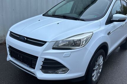 Ford Kuga 133.000 km 5.990 &euro; Böblingen 71034