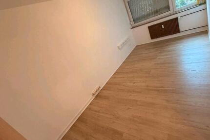 Wohnung Gerlingen - 3.5 Zimmer, 87 m&sup2;, 1.300&euro; | Angebot:24787187