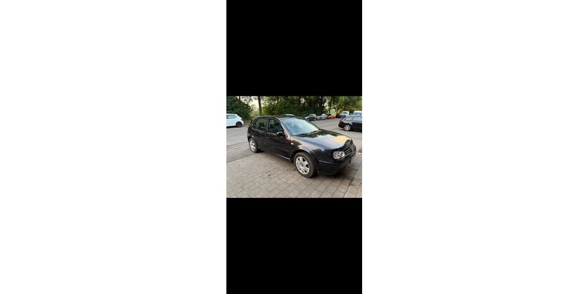 VW Golf 145.000 km 2.100 &euro; Stuttgart 70565