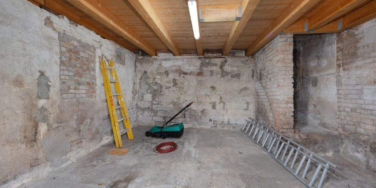 Mehrfamilienhaus, Wohnhaus Mühlacker - 9 Zimmer, 189 m&sup2;, 540.000&euro; | Angebot:24860329