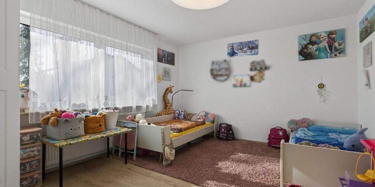 Mehrfamilienhaus, Wohnhaus Pforzheim Südoststadt - 8 Zimmer, 221 m&sup2;, 899.000&euro; | Angebot:25909413