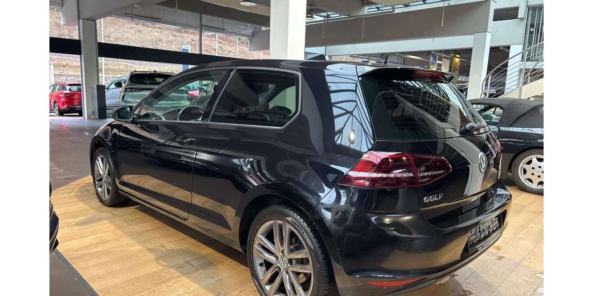 VW Golf 137.400 km 9.475 &euro; Schömberg 75328