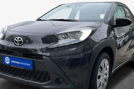 Toyota Aygo (X) 19.656 km 16.990 &euro; Reutlingen 72766