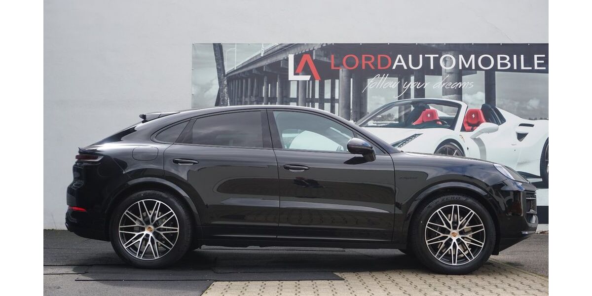 Porsche Cayenne 9.800 km 109.999 &euro; Stuttgart 70499