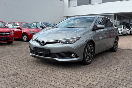 Toyota Auris 157.605 km 9.795 &euro; Stuttgart 70597