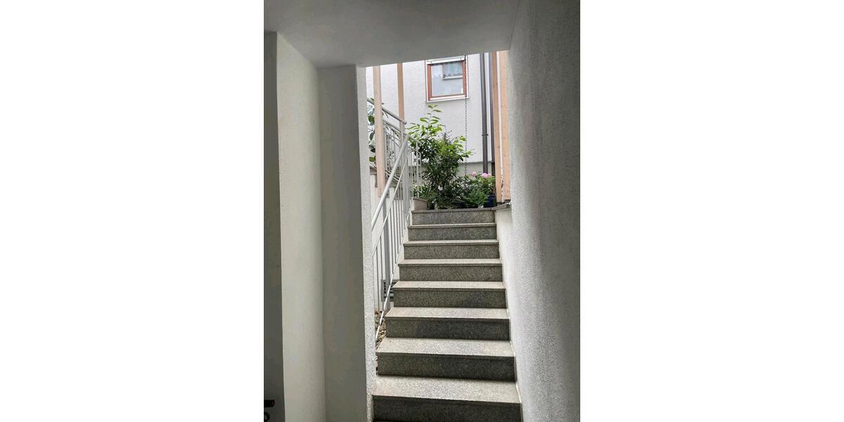 Etagenwohnung Reutlingen - 2 Zimmer, 50 m&sup2;, 235.000&euro; | Angebot:24683040