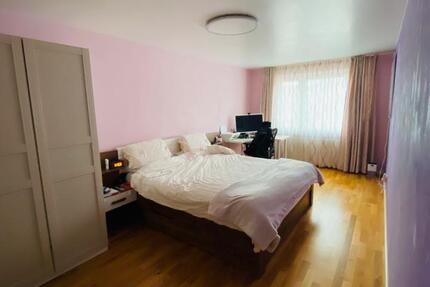 Helle 4-Zimmer-Wohnung · 90 m² · 3. OG · mit Garage 4 zimmer