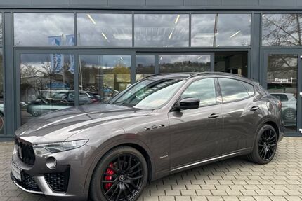 Maserati Levante 67.100 km 51.990 € TÜBINGEN 72072