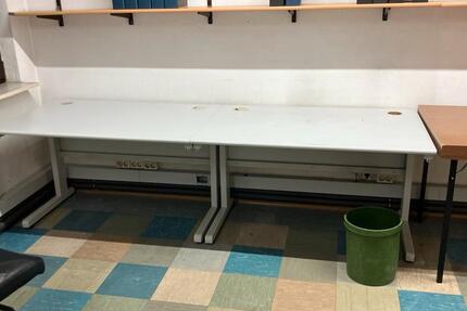 Vermiete Büro Raum ca. 25qm zimmer