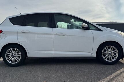 Ford C-Max 174.823 km 3.199 € Markgröningen 71706