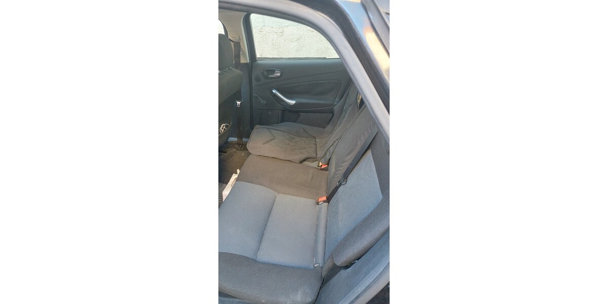 Ford Mondeo 180.000 km 4.900 &euro; Mühlacker 75417