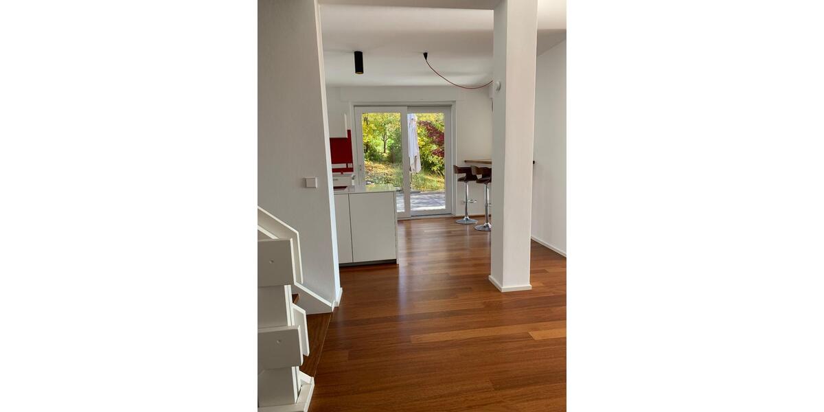 Doppelhaushälfte Esslingen am Neckar Hegensberg - 6.5 Zimmer, 225 m&sup2;, 1.250.000&euro; | Angebot:27085377