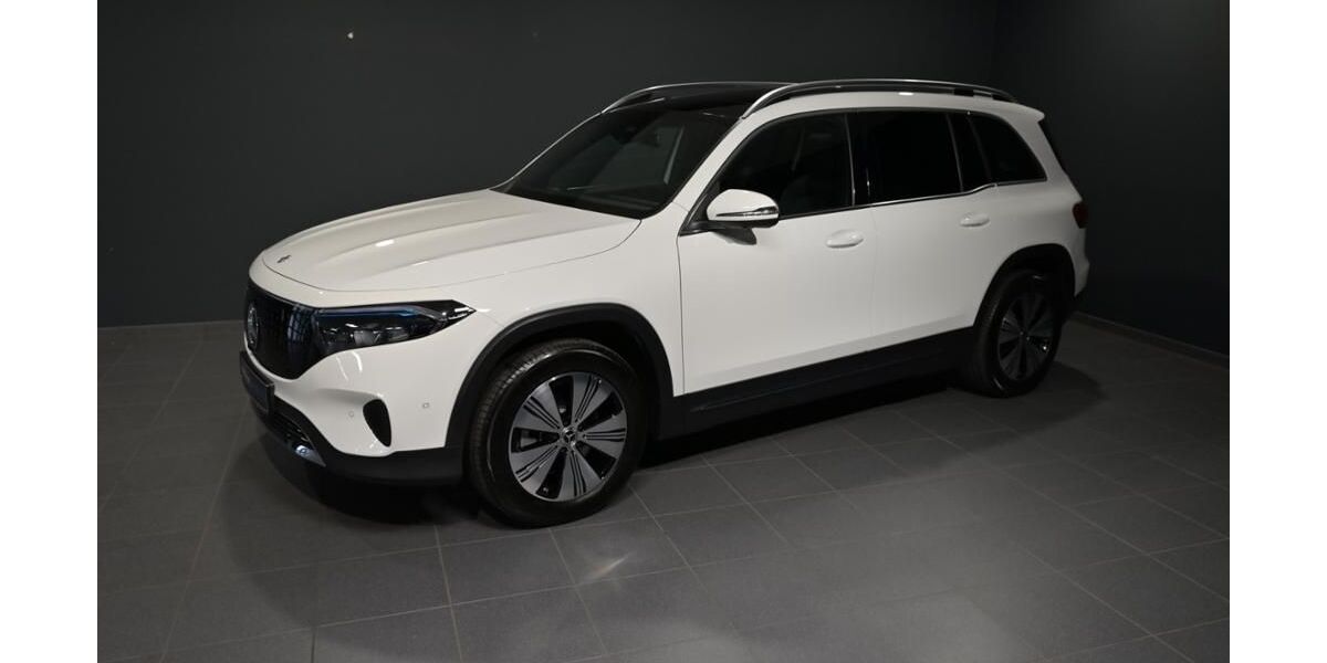 Mercedes-Benz EQB 5.670 km 36.790 € Waiblingen 71332