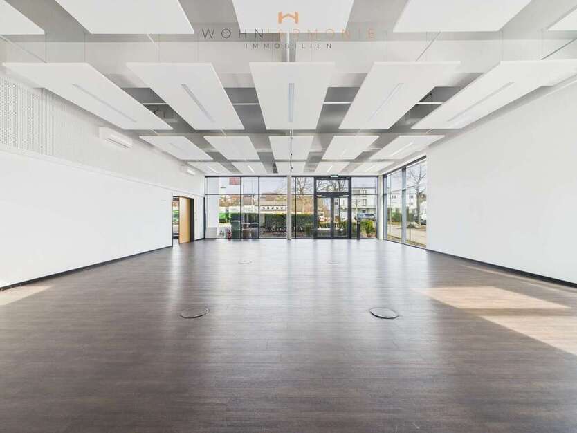 Büro in Ludwigsburg 2.688 € 256 m²
