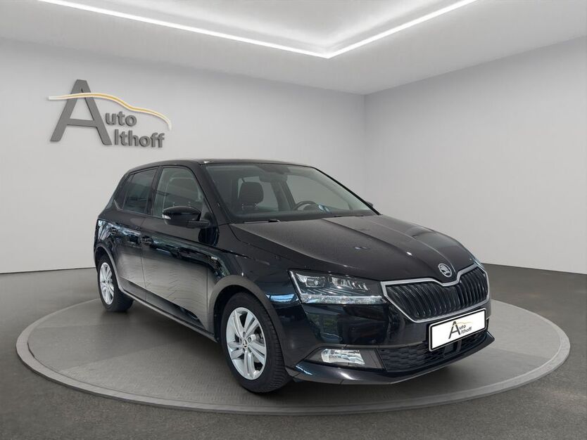 Skoda Fabia 62.000 km 14.499 € Stuttgart 70195