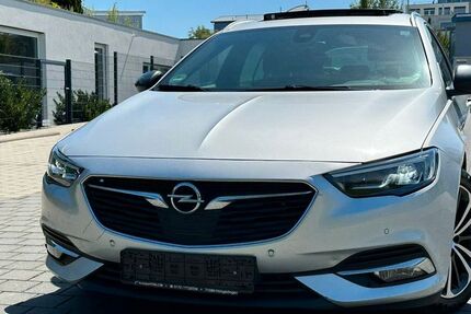 Opel Insignia 125.000 km 12.980 € Holzgerlingen 71088