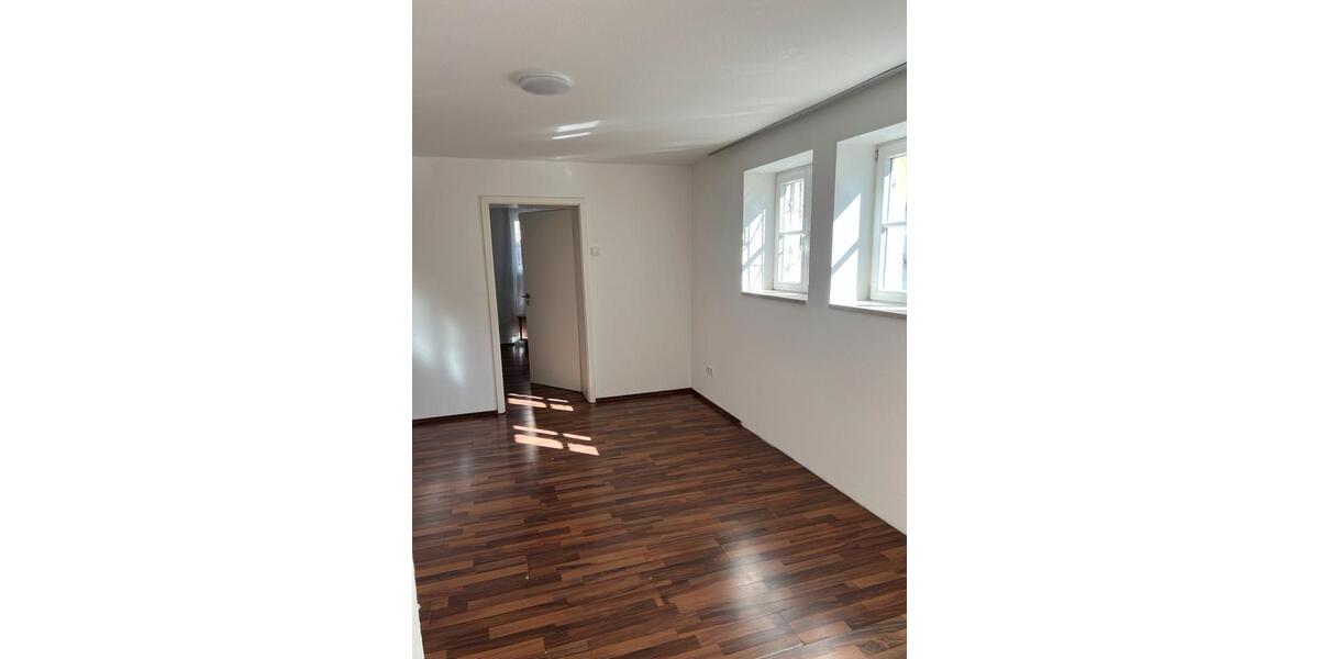 Erdgeschoßwohnung Fellbach - 2 Zimmer, 60 m&sup2;, 1.050&euro; | Angebot:25304139