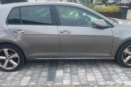VW Golf 216.950 km 7.650 &euro; Riederich 72585