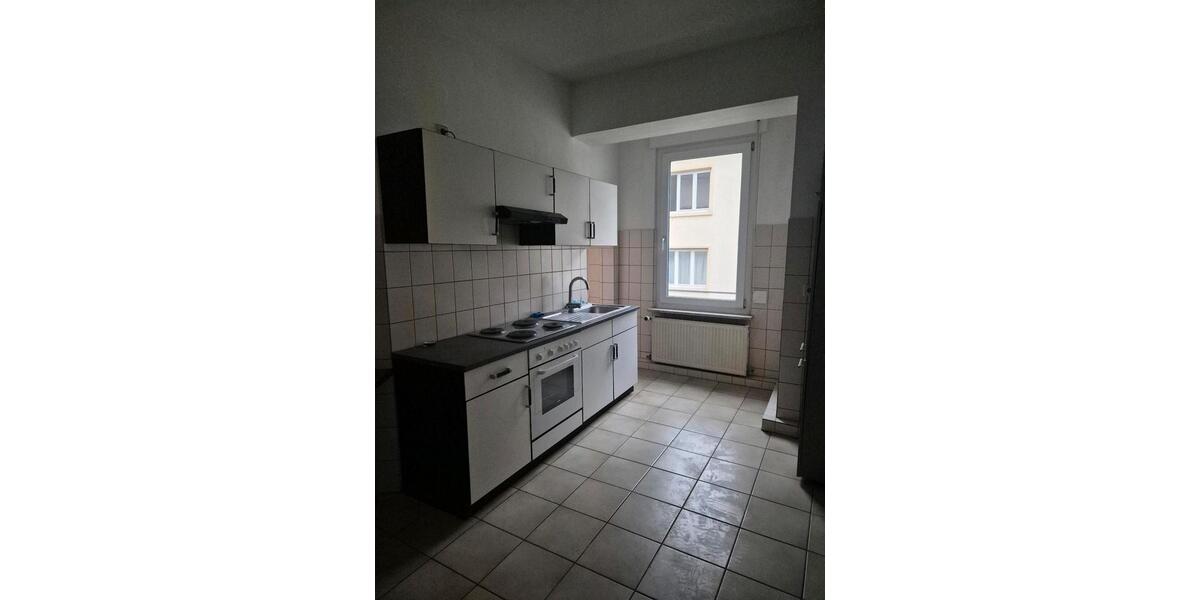 Etagenwohnung Pforzheim Dillweißenstein - 3 Zimmer, 100 m&sup2;, 950&euro; | Angebot:24705985