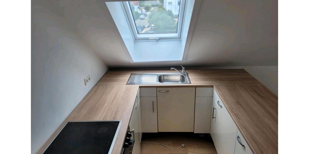 Dachgeschoßwohnung Pforzheim Dillweißenstein - 2 Zimmer, 64 m&sup2;, 610&euro; | Angebot:27610016