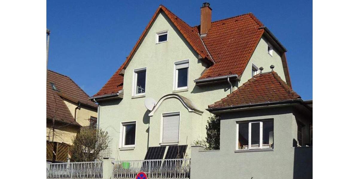 Einfamilienhaus Esslingen am Neckar (Oberesslingen) Oberesslingen - 8 Zimmer, 183 m&sup2;, 599.000&euro; | Angebot:25760346