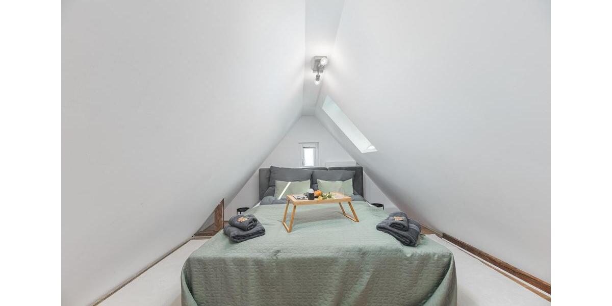 Wunderschönes Einfamilienhaus in Filderstadt Plattenhardt. Vollmöbliert, 3 Schlafzimmer 4 zimmer