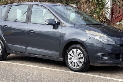 Renault Scenic 194.000 km 2.300 &euro; Fellbach 70736