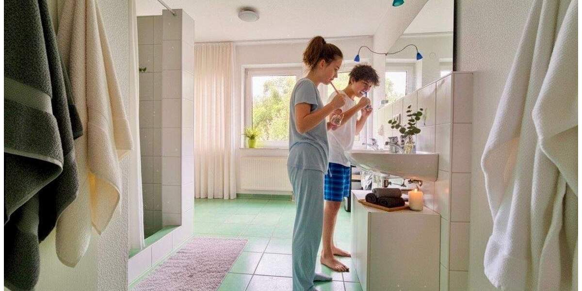 Doppelhaushälfte Holzgerlingen - 8 Zimmer, 241 m&sup2;, 998.000&euro; | Angebot:24448633