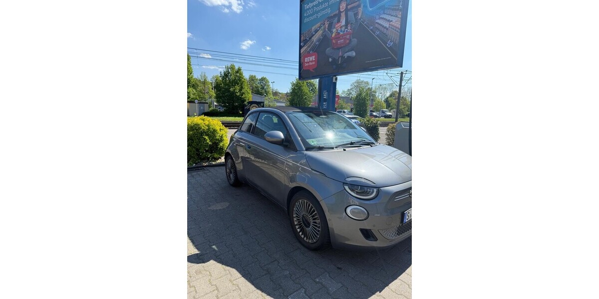 Fiat cabrio 500e 29.000 km 17.000 &euro; Stuttgart 70173